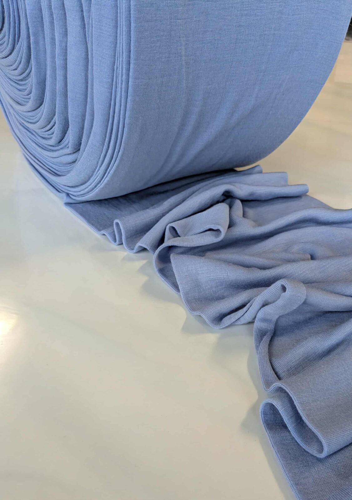 Ice blue 100% merino wool Width 22*2 cm Weight 180 g/m²